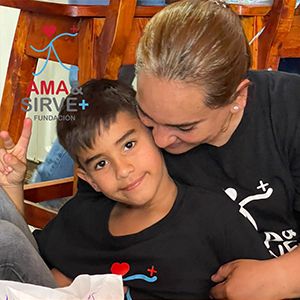 niños fundacion ama y sirve mas